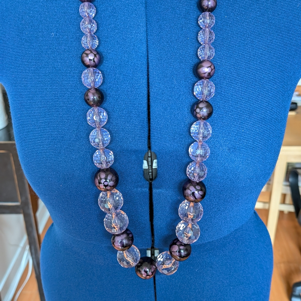 Elegant Purple Beaded Necklace